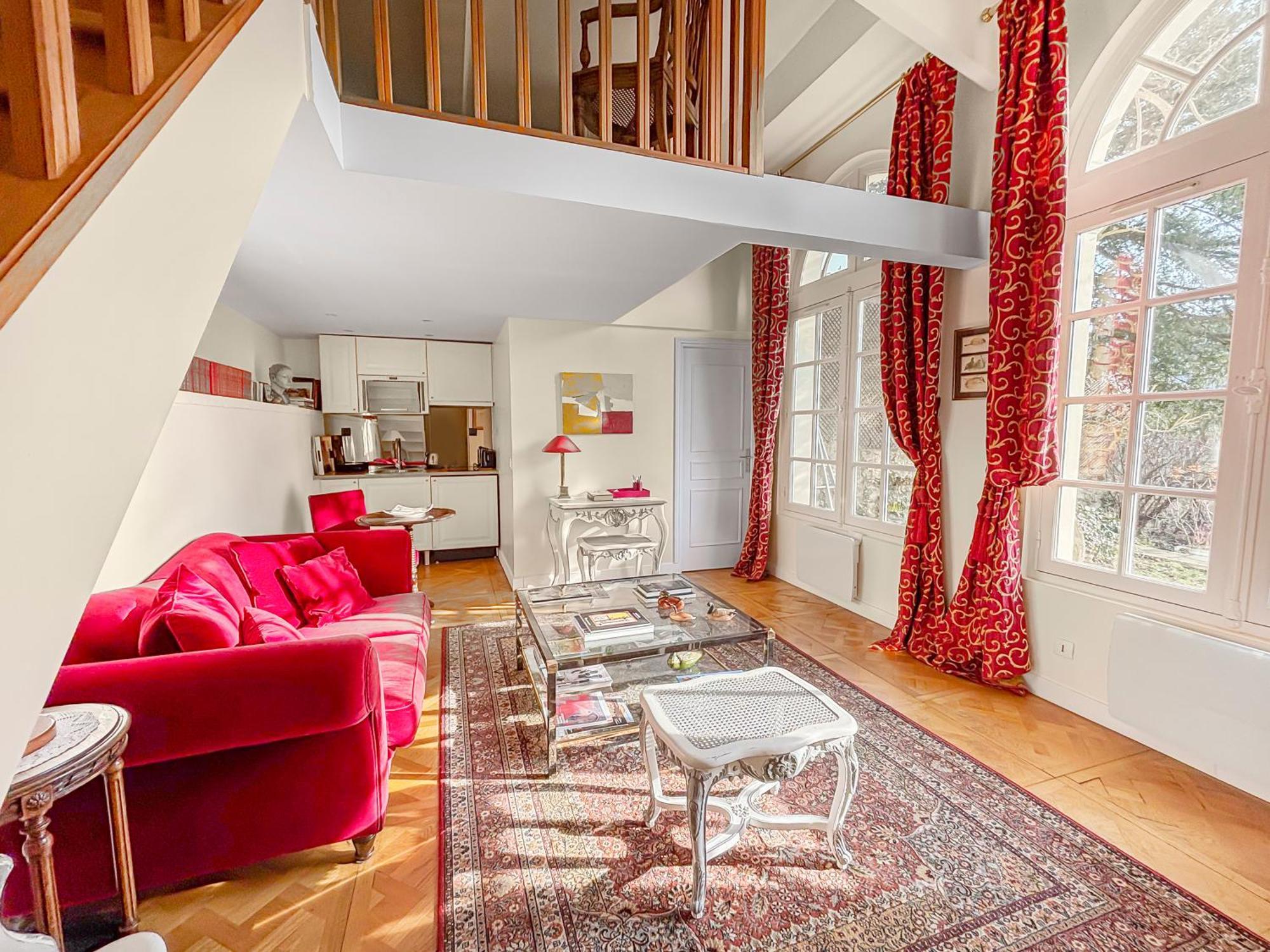 Guest house L'orangerie White-palacio Versailles