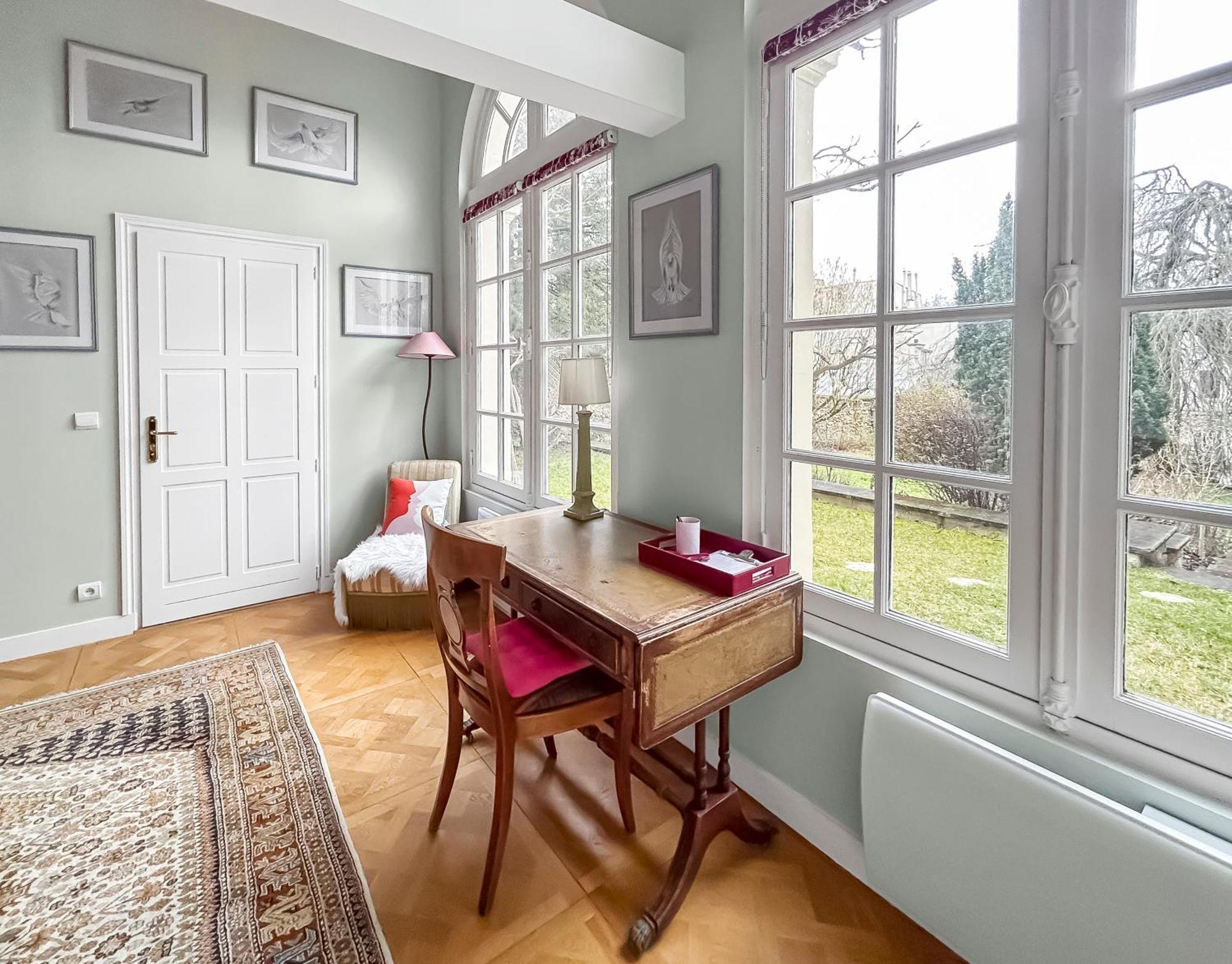 Guest house L'orangerie White-palacio